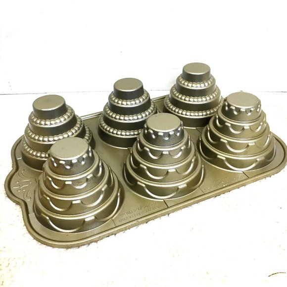 NORDIC WARE Tiered Cakelet Pan-6 Cup EUC - Picture 1 of 11